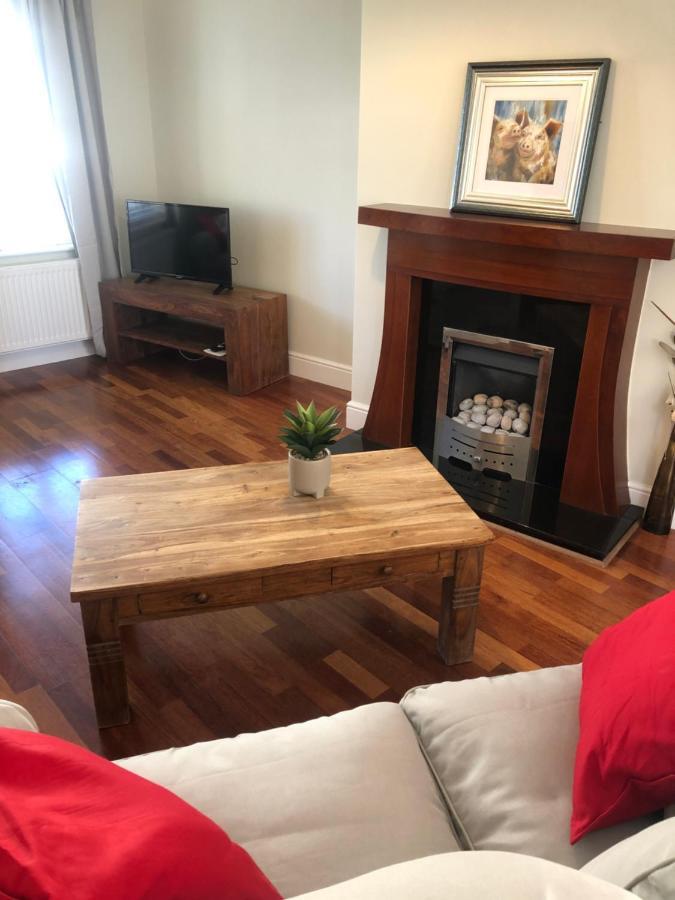 Self Catering Oranmore Villa Екстериор снимка